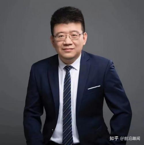 雷火电竞官网-关于球场上的风云人物，引起广泛关注的信息