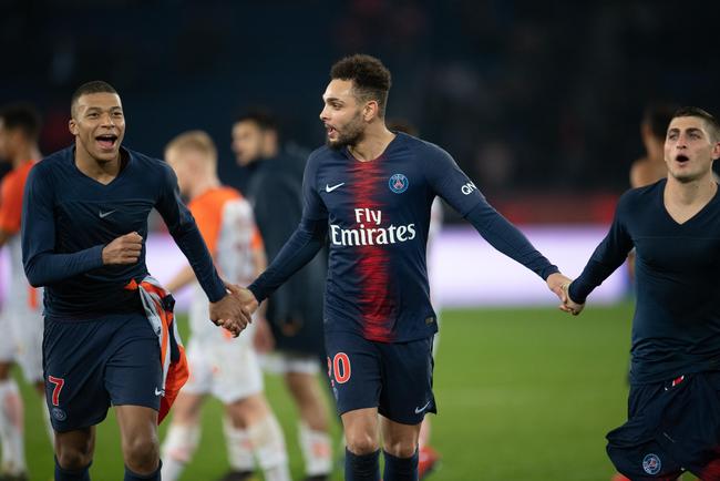 雷火电竞app-法国队主场大胜波黑，领先优势扩大