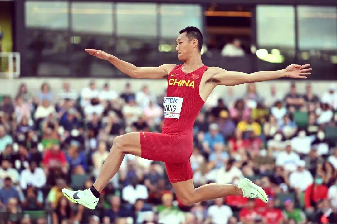 雷火电竞充值-哥斯达黎加选手成为跳远冠军