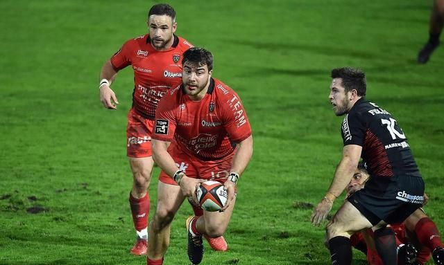 雷火电竞下载-卡昂球员突破对手防线攻入进球帮助球队胜利的简单介绍