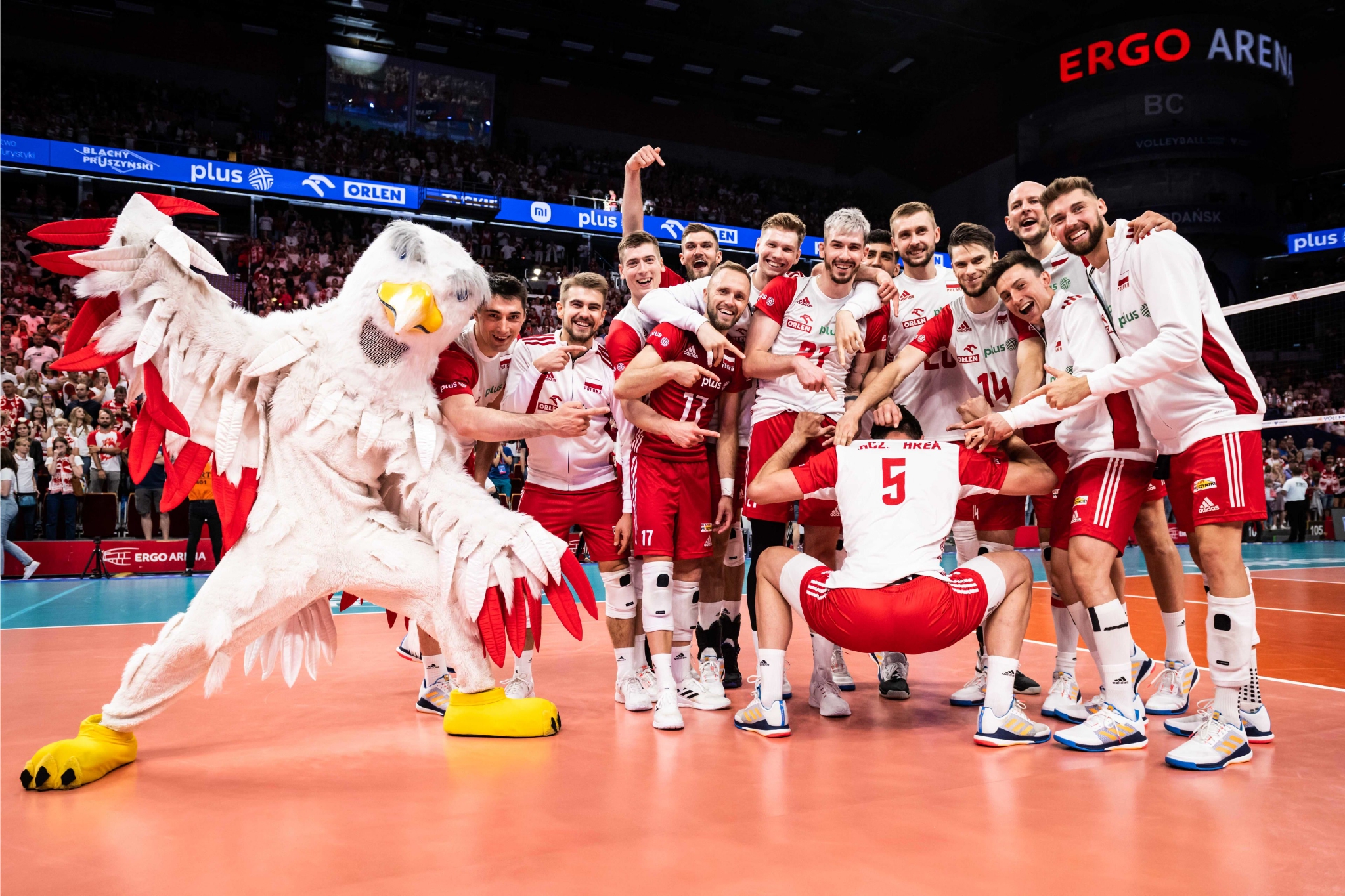 关于韩国队险胜波兰队,波尔惊艳四座的信息 关于韩国队险胜波兰队,波尔惊艳四座的信息