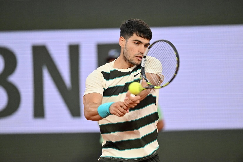 雷火电竞官网-年终总决赛横扫ATP总决赛，阿尔卡拉斯高光表现