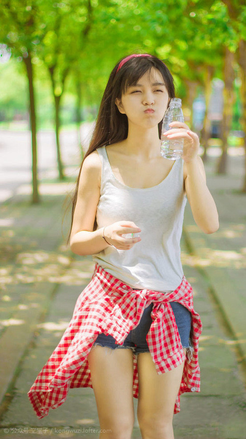 雷火电竞简介-当阿什拉夫在巴林接管比赛，皇家社会在圣西罗完成和平征服